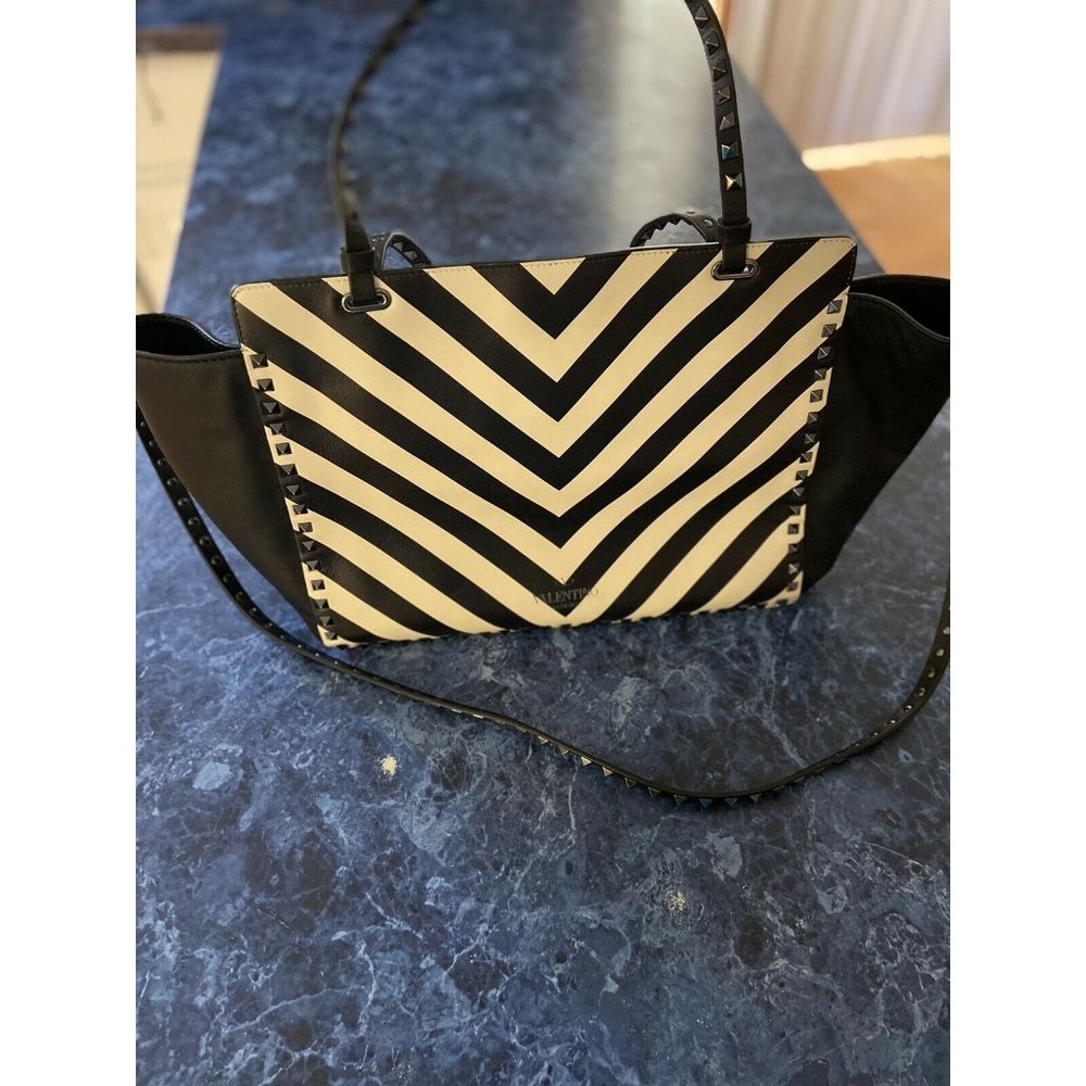 Valentino Garavani Rockstud Chevron Medium Stripe